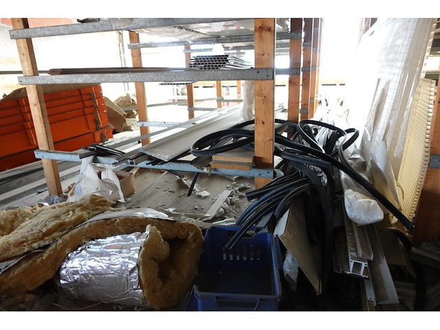 Diverse onderdelen raamproductie - afbeelding 7 van  9