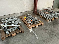 Diverse onderdelen voor steigerstelling (30x) - afbeelding 1 van  5