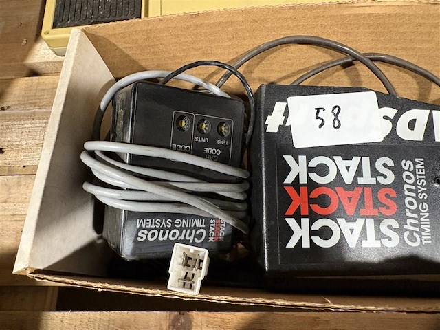 Diverse onderdeln stack - afbeelding 2 van  3