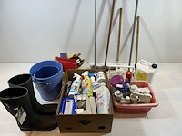 Diverse onderhoudsproducten - afbeelding 1 van  8