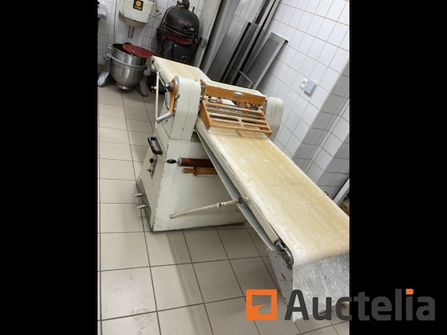 Diverse ooms bakkerij machines - afbeelding 1 van  4