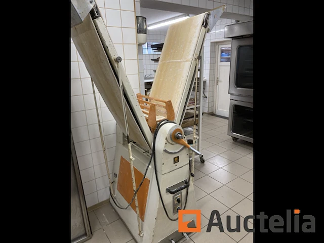 Diverse ooms bakkerij machines - afbeelding 2 van  4