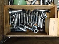 Diverse opspangereedschappen en slijpstenen - afbeelding 4 van  9