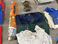 Diverse overals en regenkledij - afbeelding 2 van  6