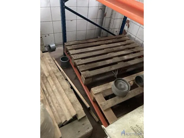 Diverse palleten - afbeelding 4 van  6