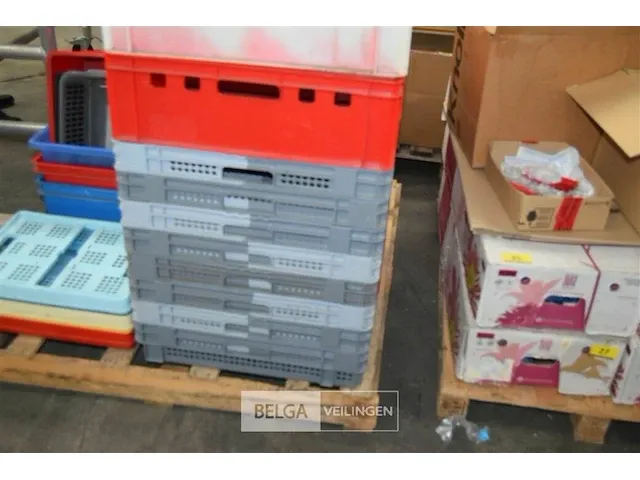 Diverse plastic bakken diverse maten ± 30 stuks - afbeelding 5 van  5