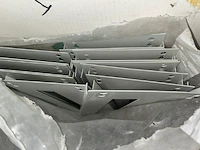 Diverse plexi en metalen platen - afbeelding 3 van  5