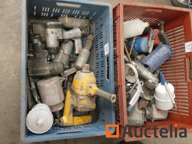 Diverse pneumatische gereedschappen - afbeelding 1 van  3