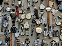 Diverse polshorloges voor onderdelen (145x) - afbeelding 3 van  34