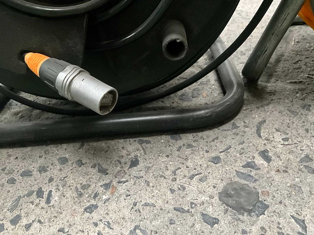 Diverse pro audio en verlichting - afbeelding 18 van  18