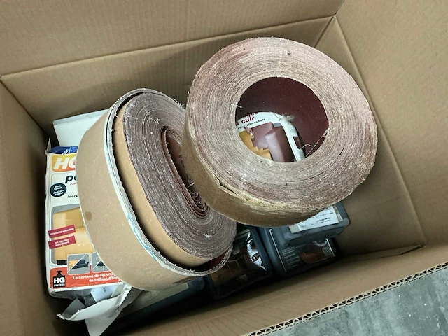 Diverse producten voor hout - afbeelding 3 van  6