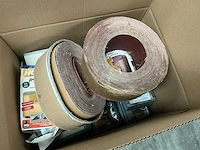 Diverse producten voor hout - afbeelding 3 van  6