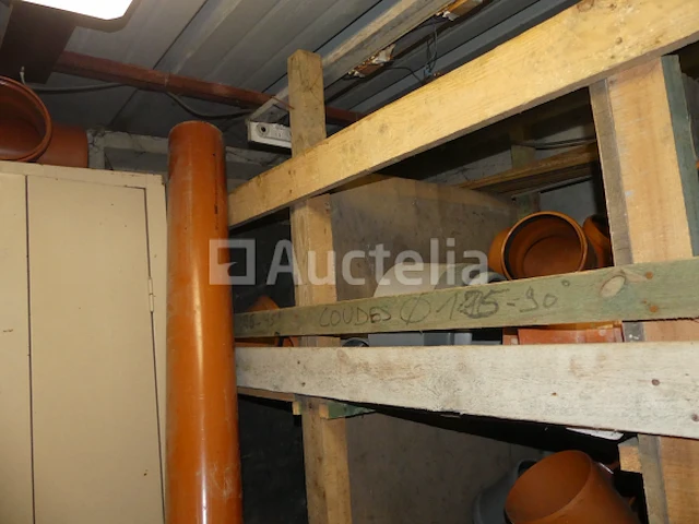 Diverse pvc bochten en fittingen - afbeelding 2 van  11