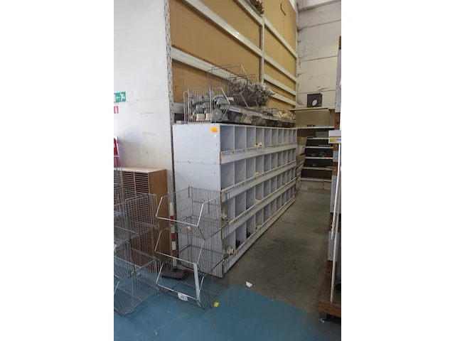 Diverse pvc - afbeelding 1 van  24