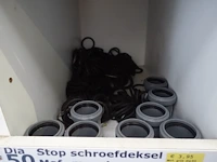 Diverse pvc - afbeelding 12 van  24