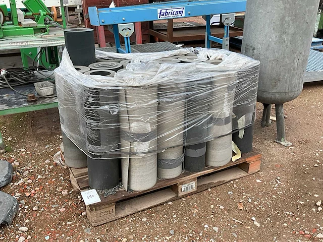 Diverse rubber transportbanden (22x) - afbeelding 1 van  3