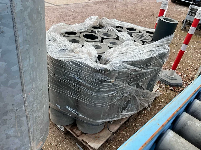 Diverse rubber transportbanden (22x) - afbeelding 3 van  3
