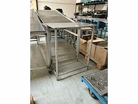 Diverse rvs roltafels (4x) - afbeelding 9 van  12