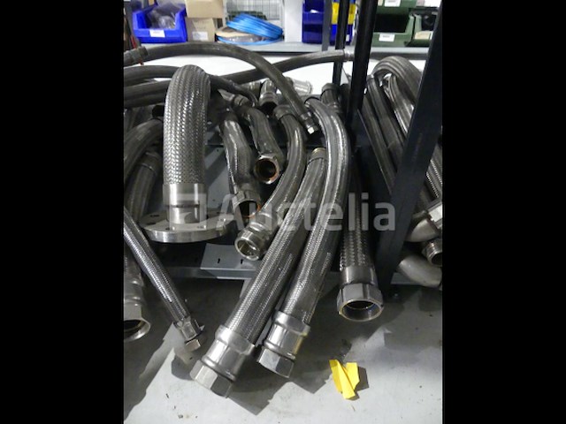 Diverse rvs slangen (grote diameter) - afbeelding 6 van  7