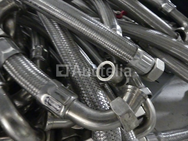 Diverse rvs slangen - afbeelding 3 van  11