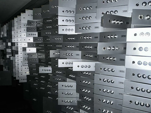 Diverse safeboxen (450x) - afbeelding 11 van  13