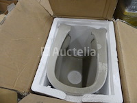 Diverse sanitaire voorzieningen - afbeelding 5 van  12