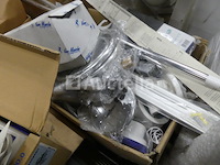 Diverse sanitaire voorzieningen - afbeelding 9 van  12