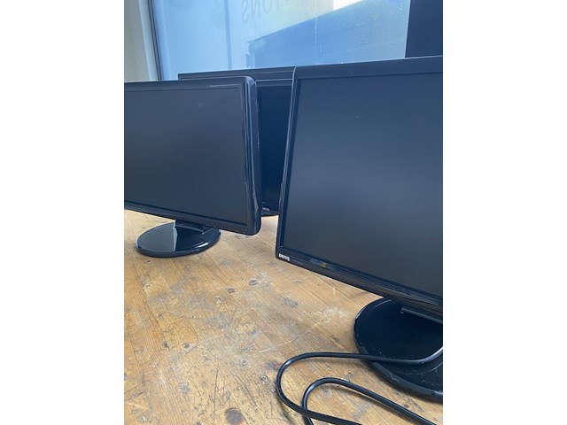 Diverse schermen - toetsenborden en andere - afbeelding 4 van  8