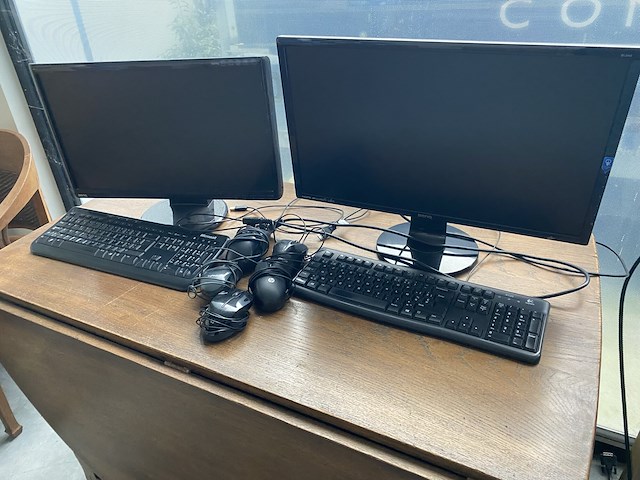 Diverse schermen - toetsenborden en andere - afbeelding 8 van  8