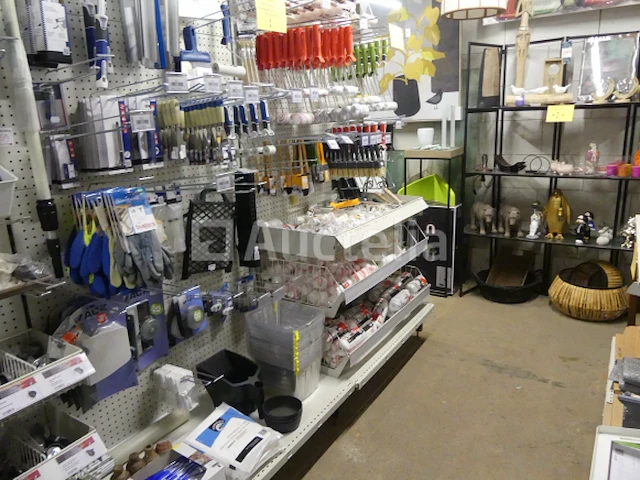 Diverse schilderapparatuur - afbeelding 1 van  14