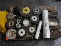 Diverse slijpstenen - afbeelding 1 van  2