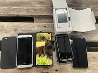 Diverse smartphones (5x) - afbeelding 1 van  13