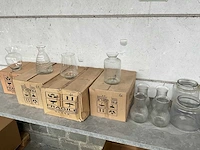 Diverse soorten vazen (30x) - afbeelding 1 van  15