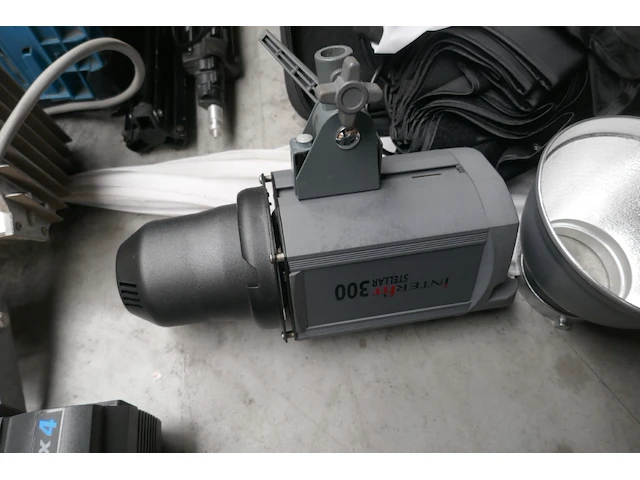 Diverse spotlichten met onderdelen - afbeelding 3 van  8