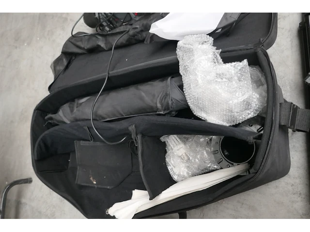 Diverse spotlichten met onderdelen - afbeelding 7 van  8