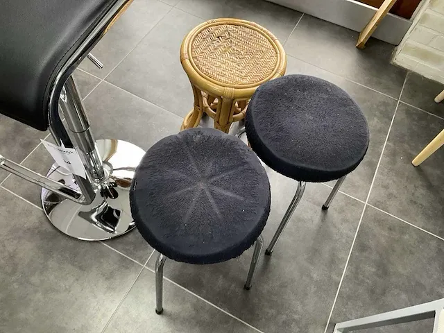 Diverse stoelen (4x) - afbeelding 3 van  4