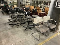 Diverse stoelen (60x) - afbeelding 1 van  8