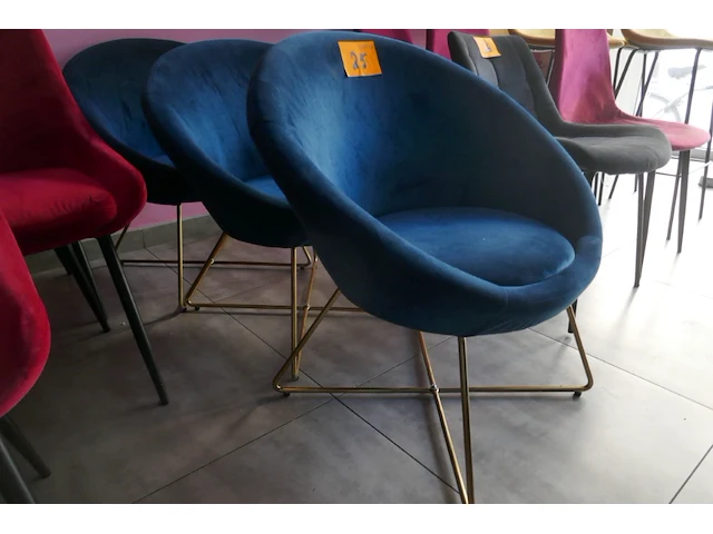 Diverse stoelen 7 stuks - afbeelding 3 van  4