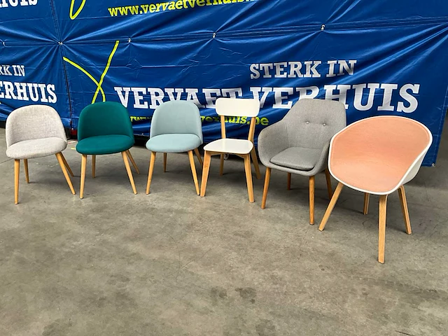 Diverse stoelen (9x) - afbeelding 1 van  11