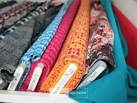 Diverse stoffen op rol/houder - afbeelding 3 van  5