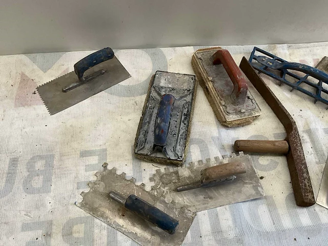 Diverse stukadoorsmaterialen - afbeelding 2 van  8