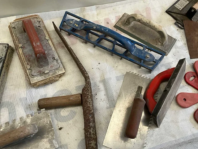 Diverse stukadoorsmaterialen - afbeelding 4 van  8