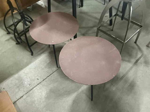 Diverse tafel (10x) en 3 diverse krukjes - afbeelding 6 van  8
