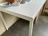 Diverse tafels (6x) en stoelen (23x) - afbeelding 11 van  14