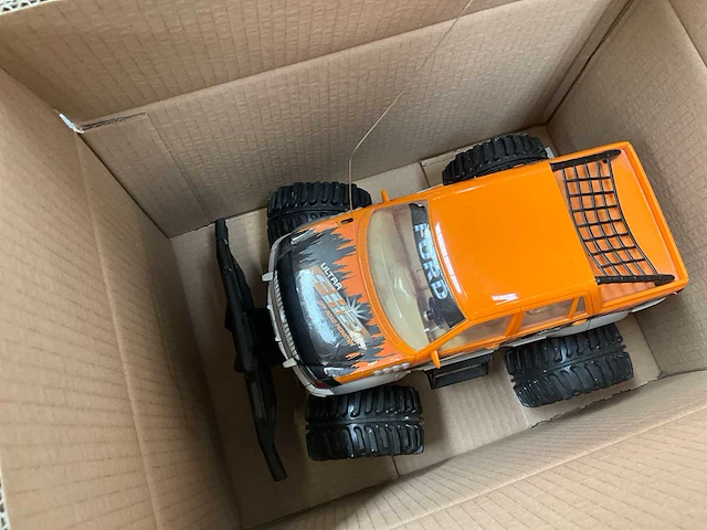 Diverse telegeleide rc-auto, o.a. robbe, total, ikko, hpi racing (14x) - afbeelding 5 van  15