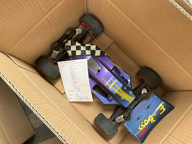 Diverse telegeleide rc-auto, o.a. robbe, total, ikko, hpi racing (14x) - afbeelding 11 van  15