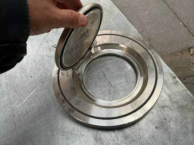 Diverse terugslagkleppen - afbeelding 4 van  6