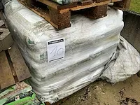 Diverse tuinbenodigdheden - afbeelding 3 van  8