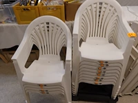 Diverse tuinstoelen - afbeelding 2 van  3