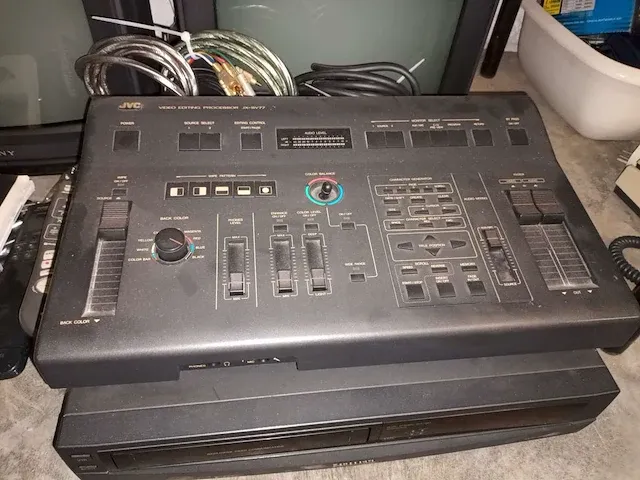 Diverse tv-video-hifi elektro. 6 stuks - afbeelding 2 van  7